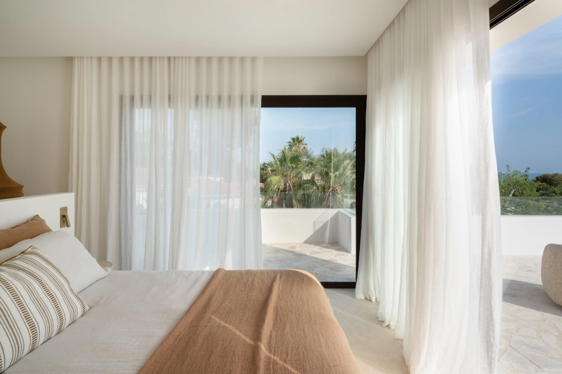 Espacios luminosos en vivienda Cuablanc, arquitectura interior Studio Base
