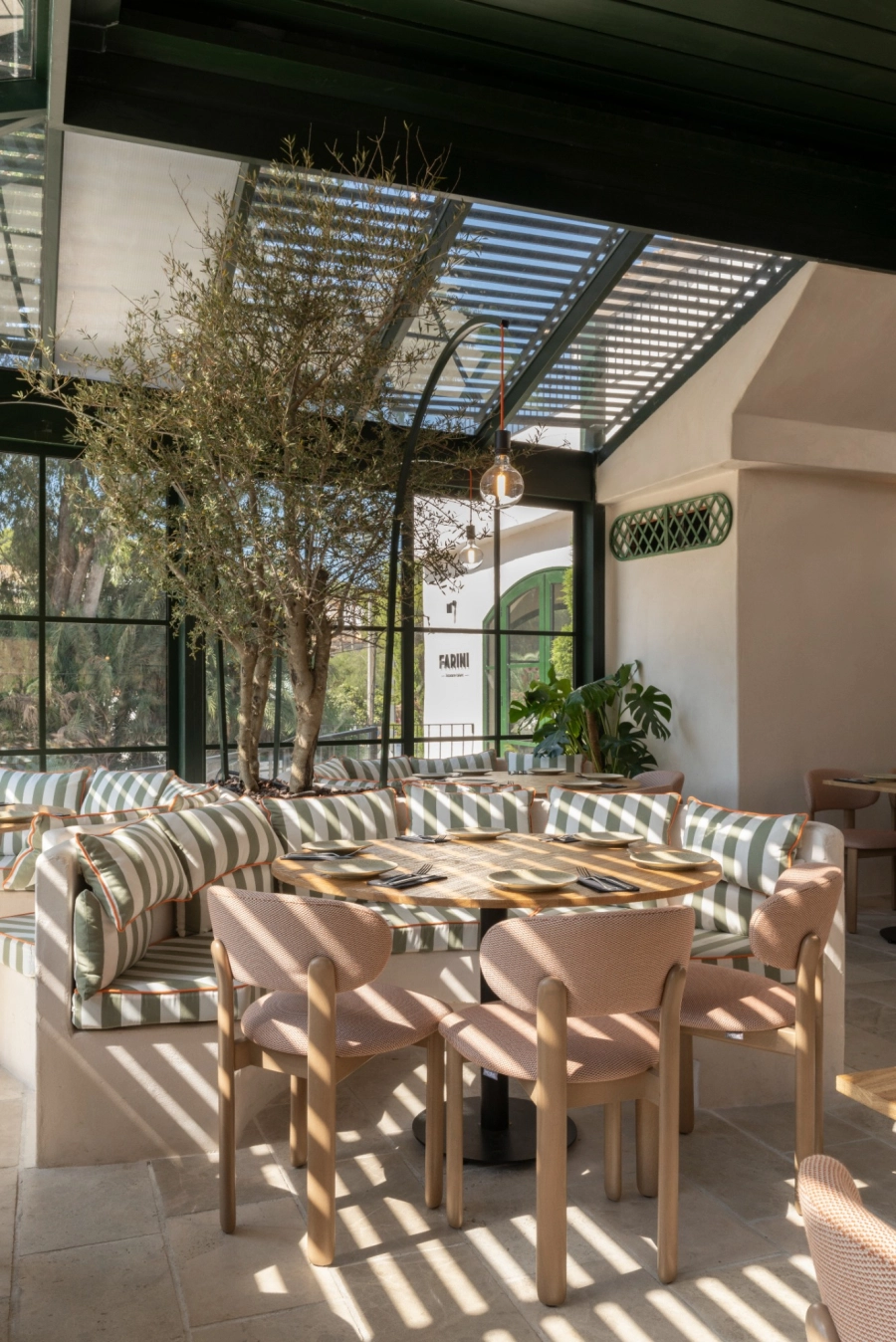Studio base restaurante farini 09