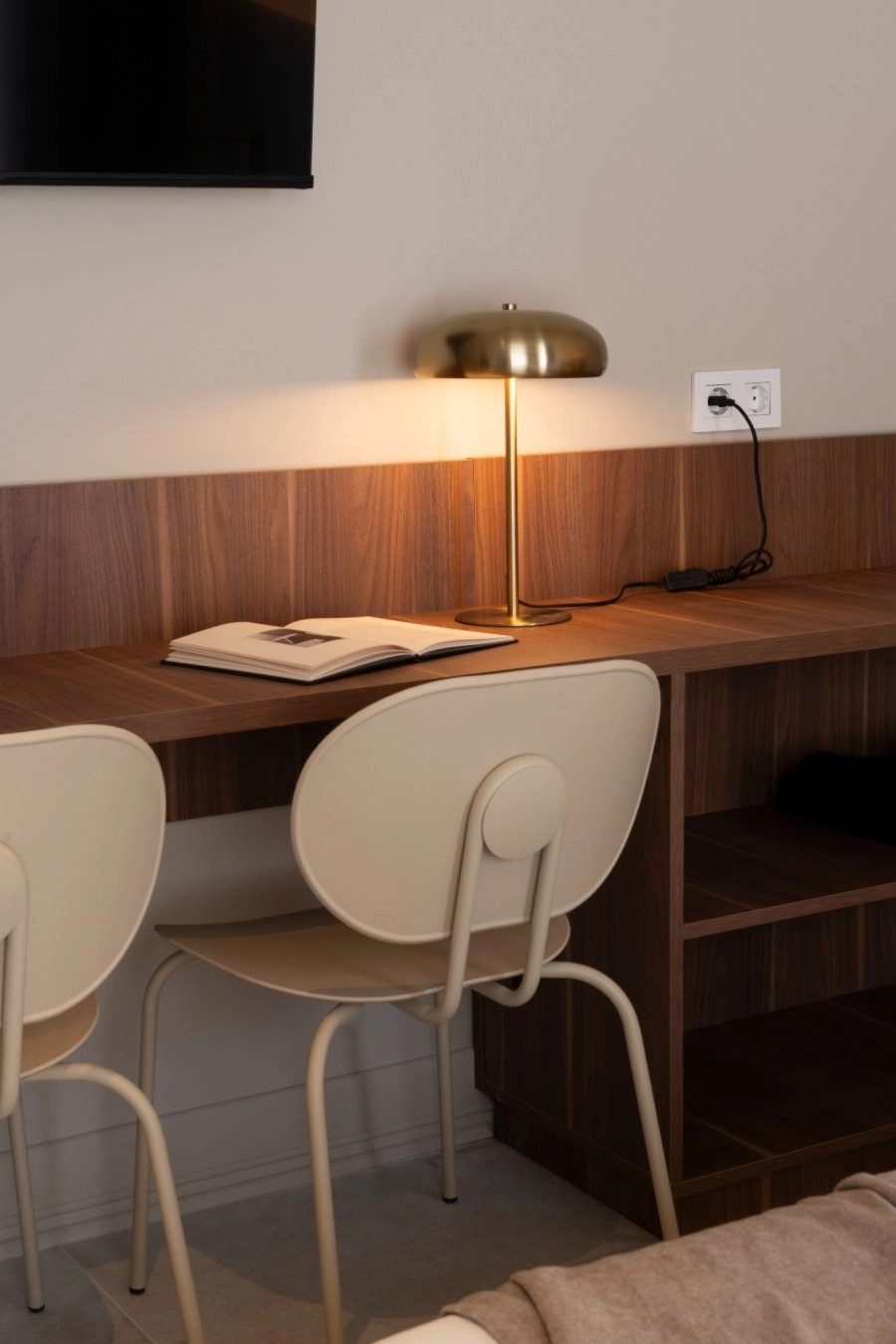 Studio base a2b collection arena 36