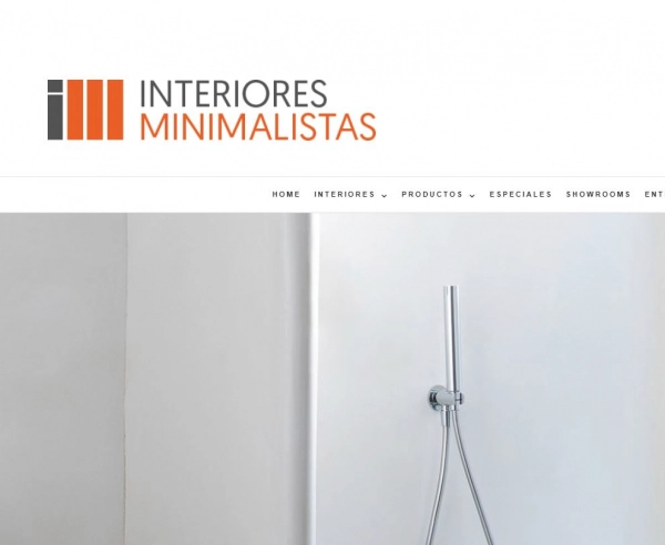 Revista interiores minimalistas. Casa Torre en Conill