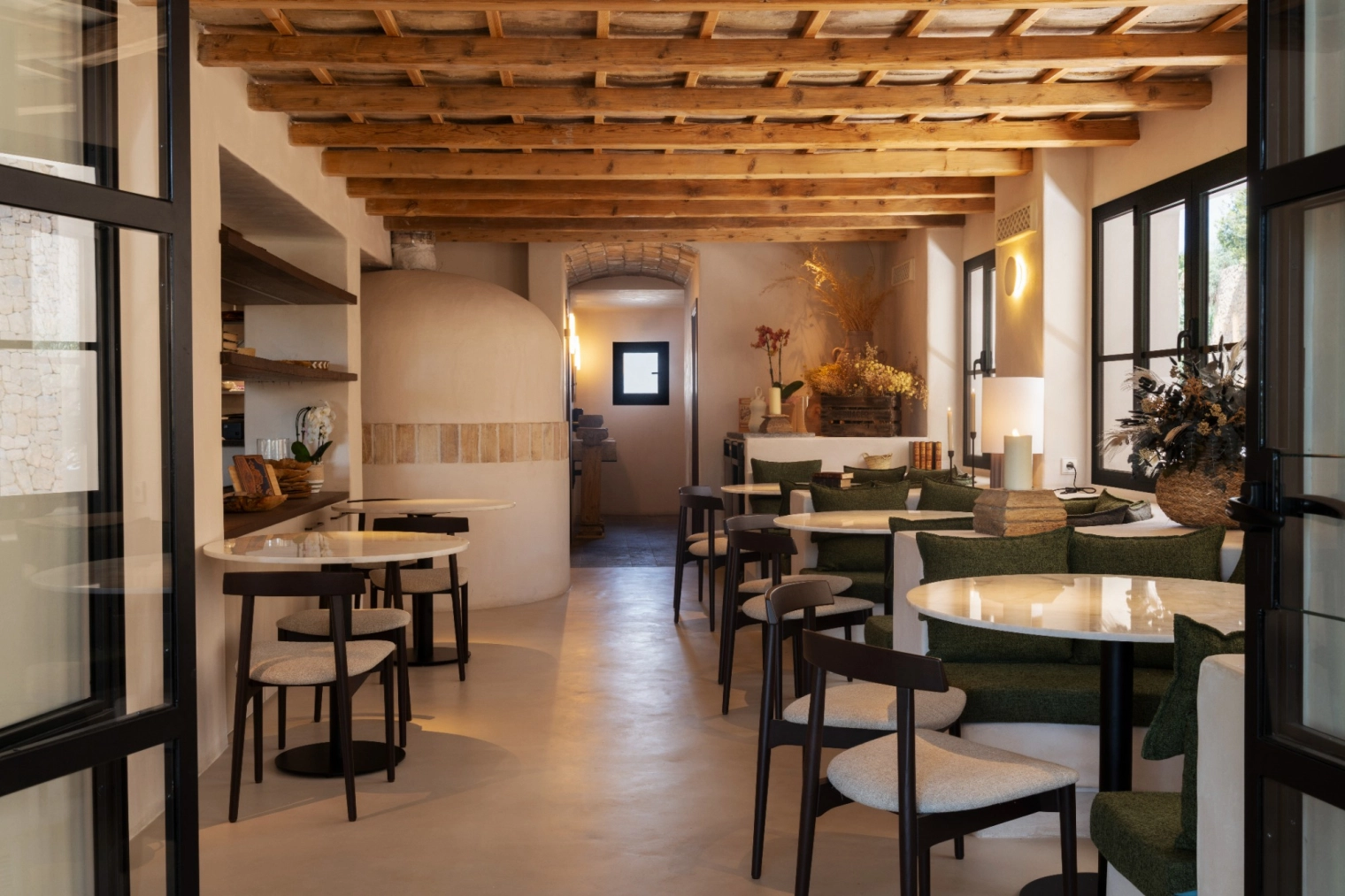 Studio base restaurante farini 19